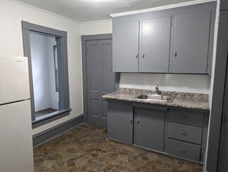 299 Randolph St Unit 299 B, Meadville, PA 16335