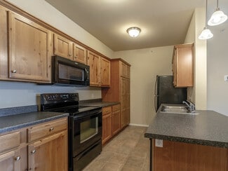 2020 E Kerr St, Springfield, MO 65803