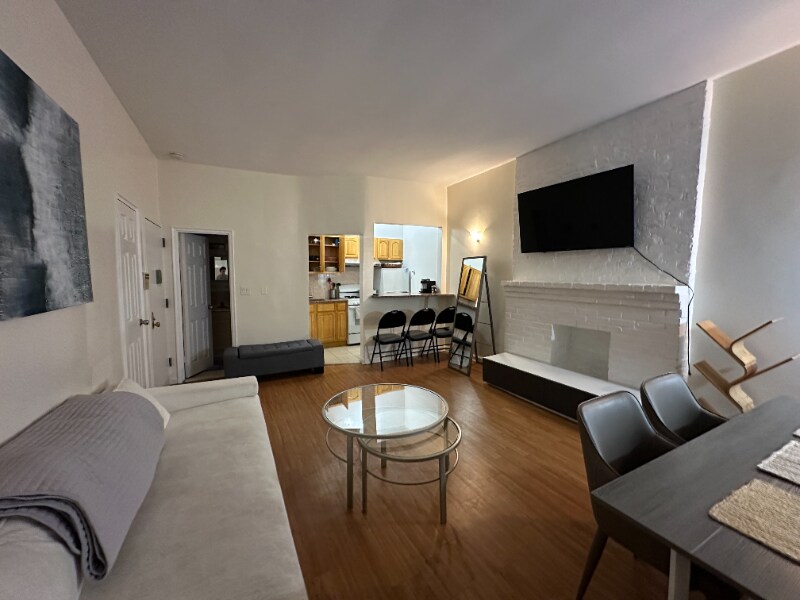 347 W 30th St unit 4A, New York, NY 10001 - photo 1