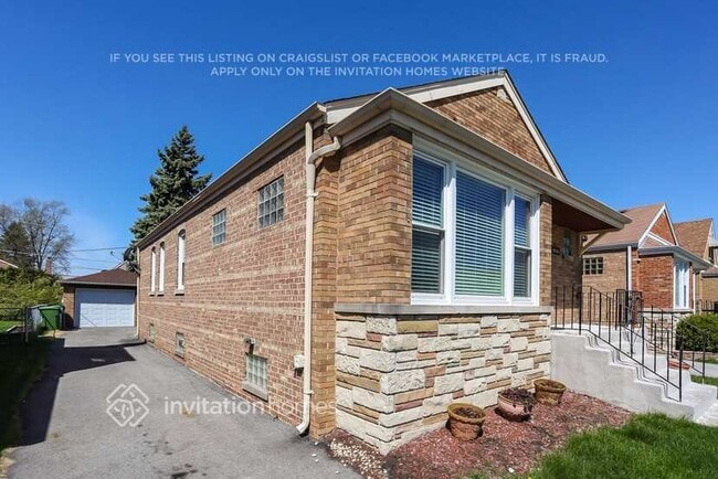 9024 S Albany Ave, Evergreen Park, IL 60805 - photo 3