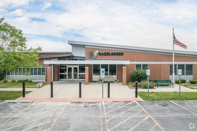 Hazelgreen Elementary school is an above average, public school located in Alsip, IL.