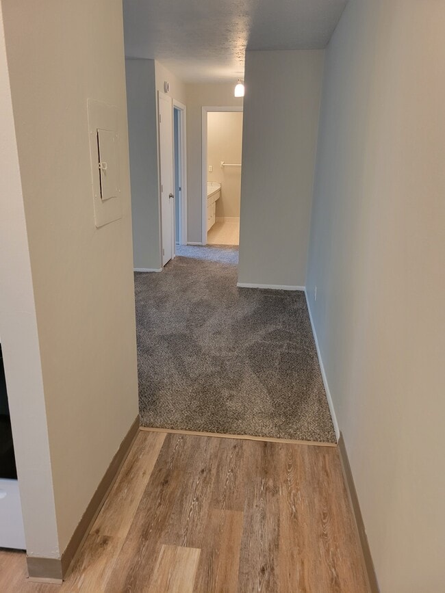 Great Northern Village, North Olmsted, OH 44070 - photo 2