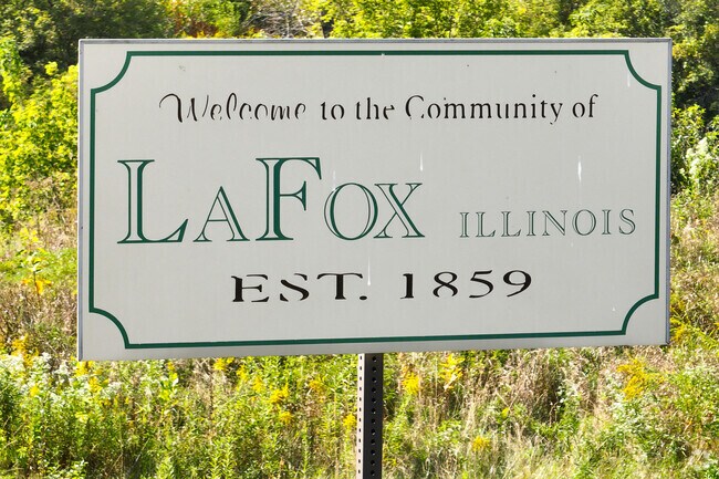 La Fox, founded in 1859, blends rural charm with suburban convenience.