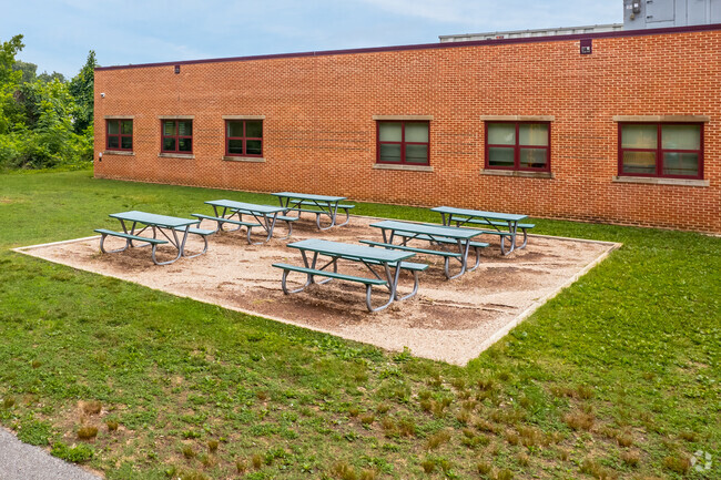 Folger McKinsey Elementary is a National Blue Ribbon and National Green Ribbon school.