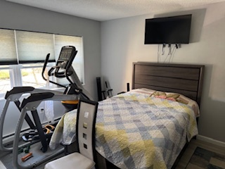 queen bed