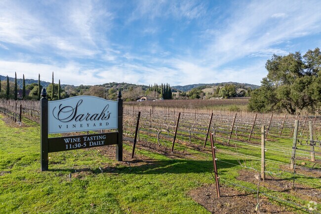 Enjoy the finest pinot noir at Sarah’s Vineyard in the heart of Gilroy.