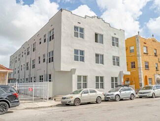 1051 NW 2nd St Unit 12, Miami, FL 33128