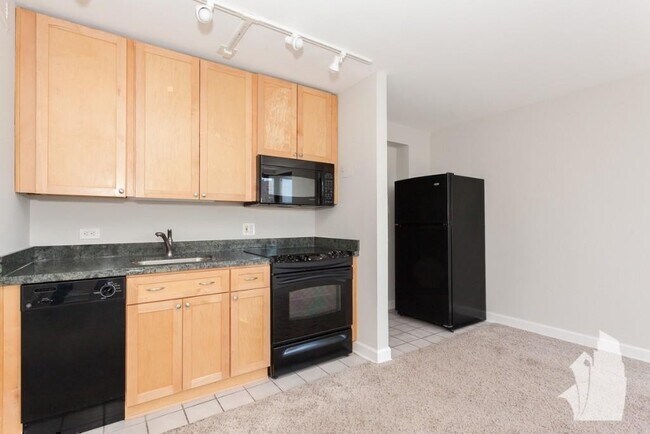 429 W Wellington Ave unit 14G, Chicago, IL 60657 - photo 7