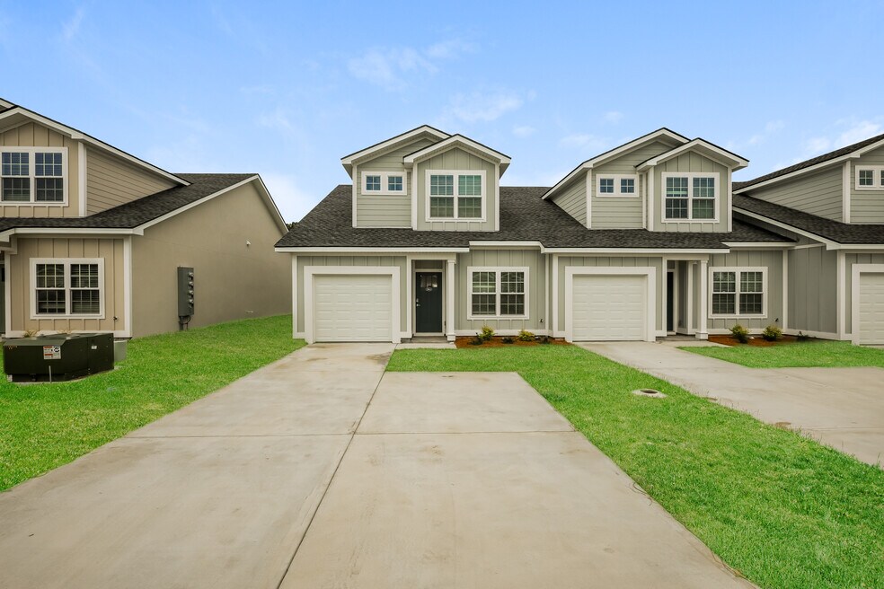 2014 Silo St, Brunswick, GA 31525 - photo 1