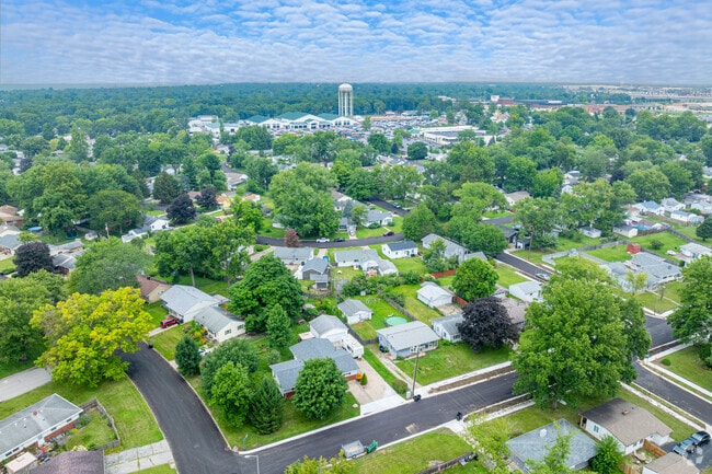 Edgelea is a quiet neighborhood with plenty of mature shade trees.