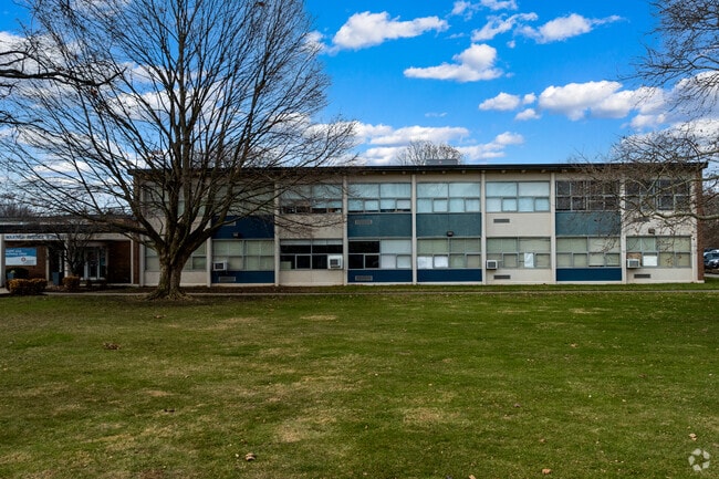 Warner Middle School has an overall rating of C, according to Niche.