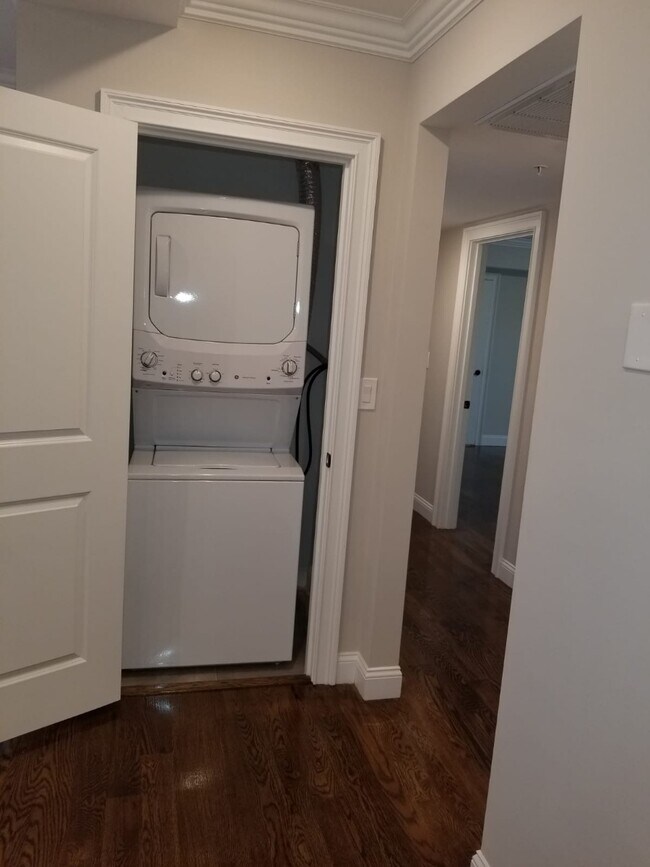 43 Oak St unit 1, Somerville, MA 02143 - photo 2