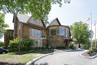 2702 Paoli Pike, New Albany, IN 47150
