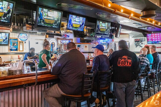 Meet up with friends at Dadz Bar & Grill, get a meal, drinks & watch the game.