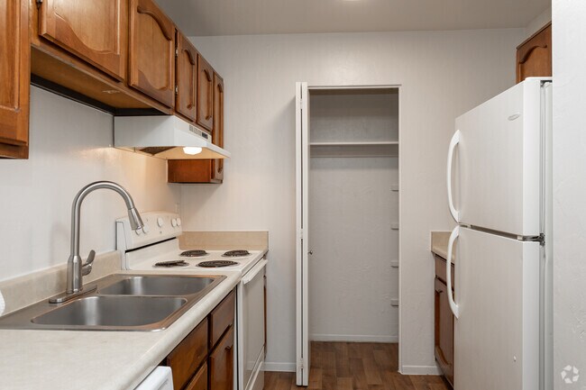 PANTANO VILLAS, Tucson, AZ 85710 - photo 7