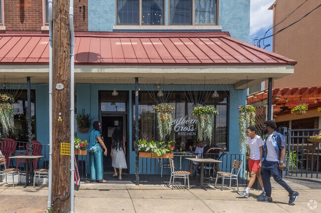 Whitemarsh Township has many dining options like Southern Cross Country Kitchen.