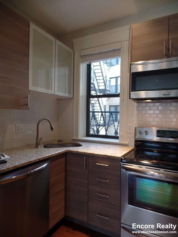 100 Riverway Unit 114 - 18, Boston, MA 02215
