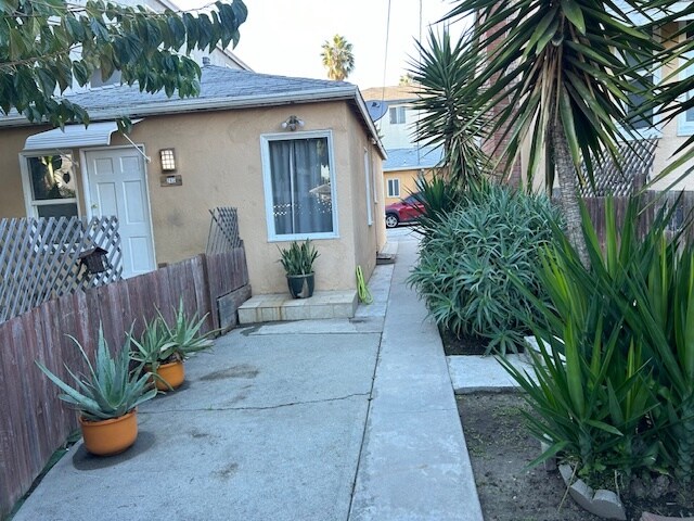 245 W Elm Ave unit 2 - Detached Home, Burbank, CA 91502 - photo 3