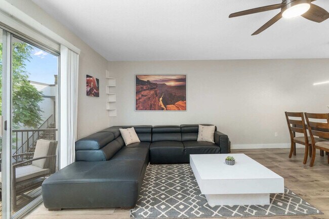 740 W Elm St unit FL2-ID1363347P, Phoenix, AZ 85013 - photo 4