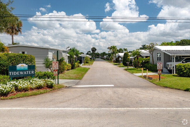 Tidewater Estates features manufactured homes in Deerfield West.