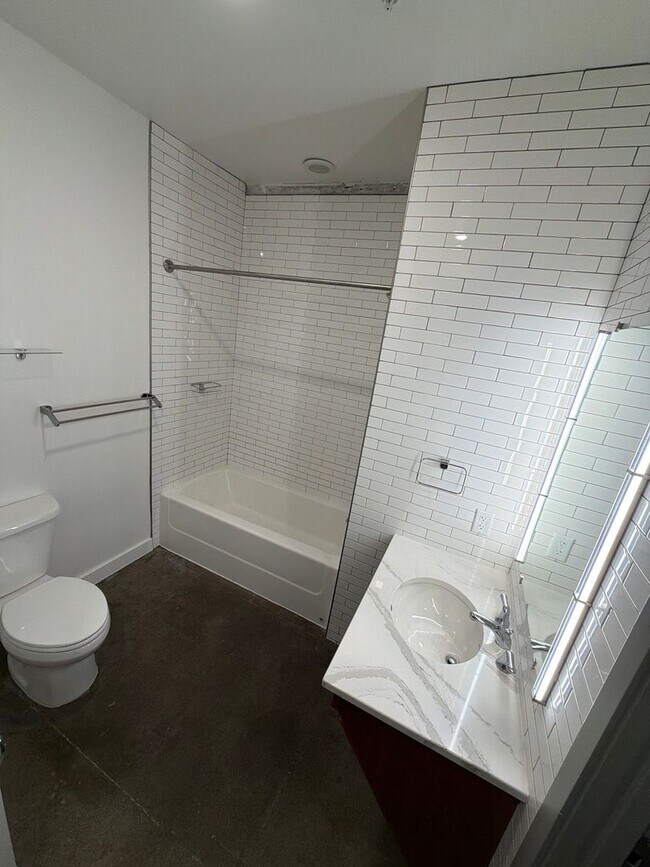 Clemens Building, Des Moines, IA 50309 - photo 6