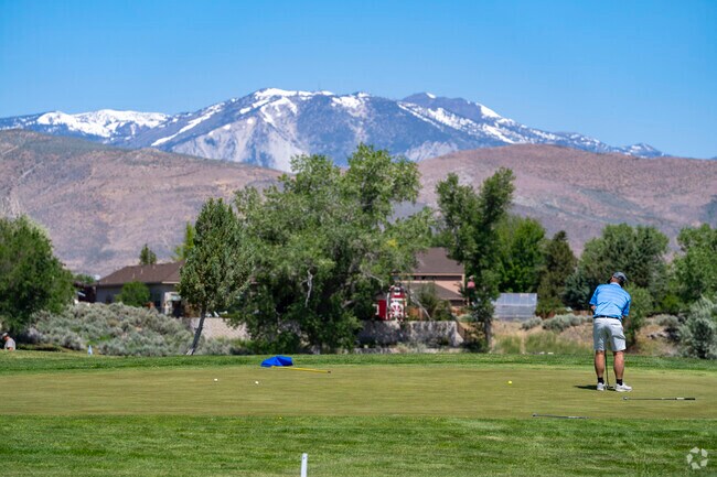 The Empire Ranch Golf Course has spectacular views to the North of the Sierra Nevada mountains.