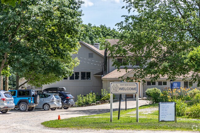 Sant Bani School is located in Sanbornton, New Hampshire.