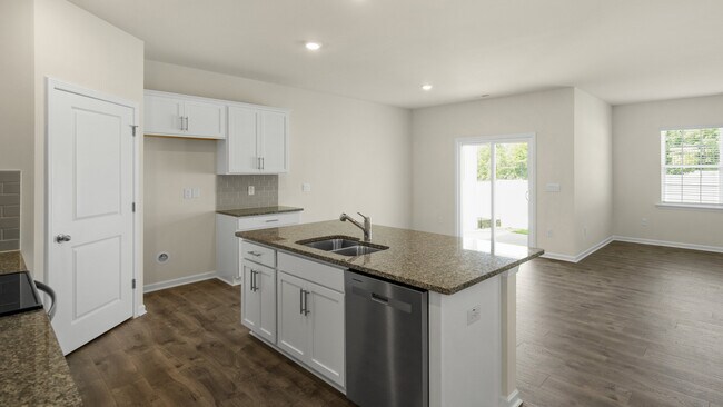 121 Hanging Elm Ln unit 36205199, Fuquay Varina, NC 27526 - photo 6