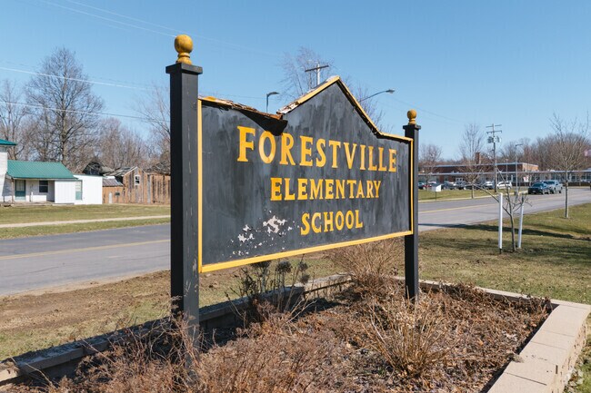 Forestville Elementary School has an overall Niche score of B.