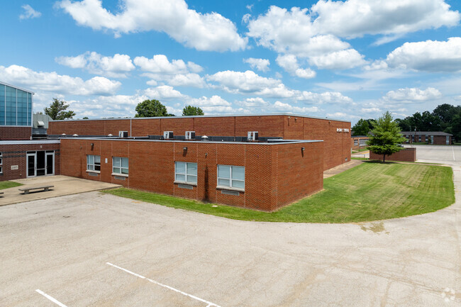 The student population of Mcgary Middle School is 351 and the school serves 6-8.