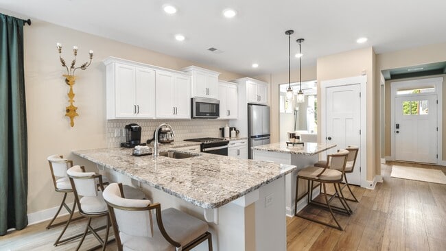 12115 Mahogany Cir, Inman, SC 29349 - photo 3