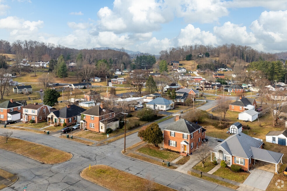 NH_Sycamore Shoals_556710_031725_P2_DW_v1