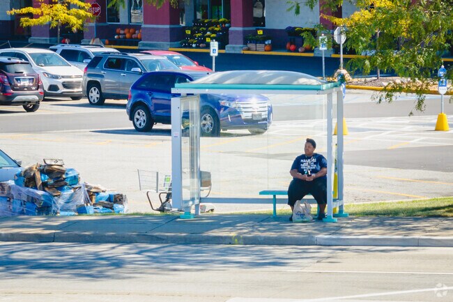 Citilink bus stops are in and around Oakhurst for residents in need of transportation.