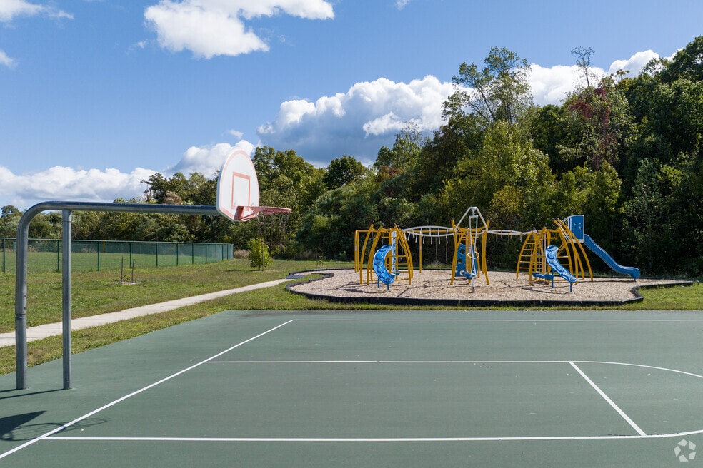 Neighborhood_Fall Hill_final_111023