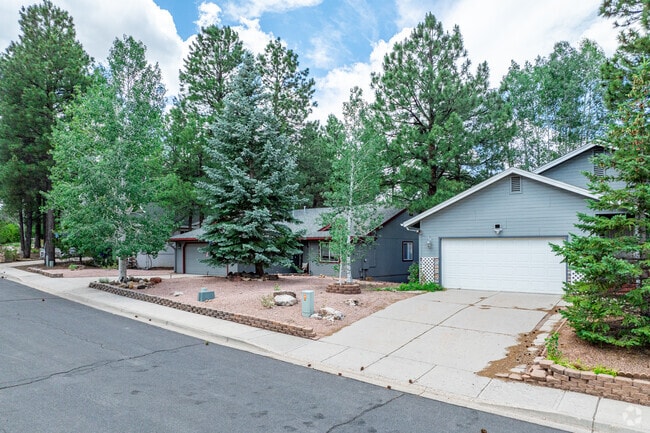 Ranch homes are common in Bennett Estates and well cared for.