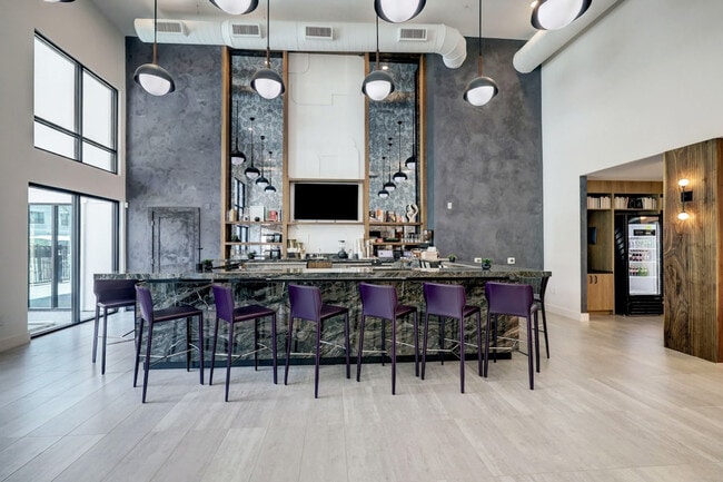 2137 Pelham Dr unit FL1-ID1028915P, Houston, TX 77019 - photo 7