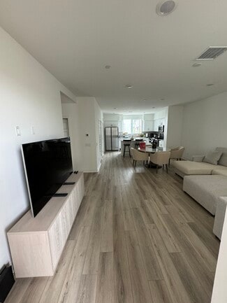 1033 Sage Ln Unit Room #1, Gardena, CA 90247