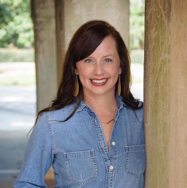 Sommer Donahoe