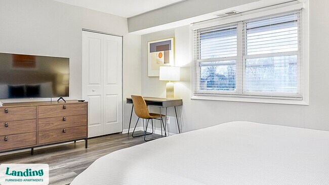 4901 Whitton Place unit 6245E, Indianapolis, IN 46220 - photo 5