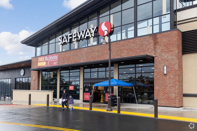 Central has a Safeway nearby with fresh produce.