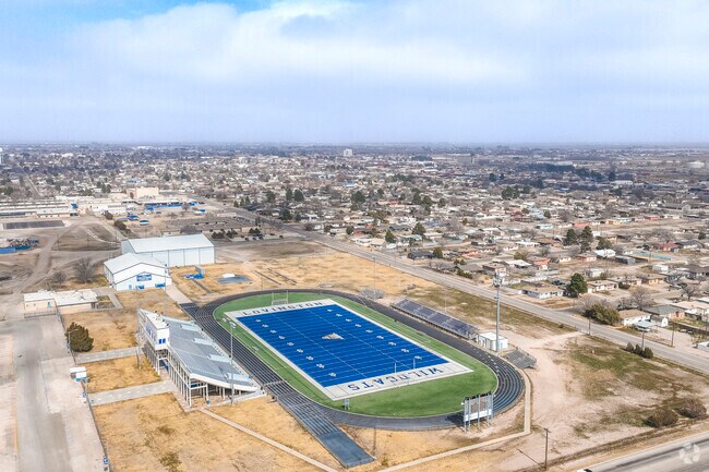Set in southeastern New Mexico, about 20 miles from Hobbs and the Texas border, Lovington offers a country lifestyle where the community gathers for Friday night football games.