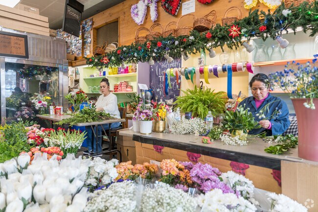 The Coatesville Flower Shop is part of the top 100 fresh flower providers in the country.
