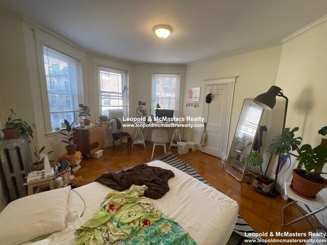 70 Queensberry St unit 12A, Boston, MA 02215 - photo 5