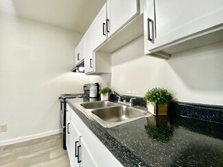 319 E Mohave Rd, Tucson, AZ 85705