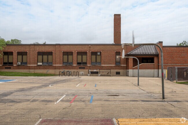 Whittier Elementary School serves grades PK-6.
