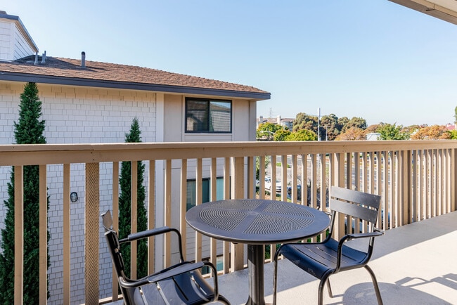 950 E Hillsdale Blvd unit FL3-ID2119, Foster City, CA 94404 - photo 6