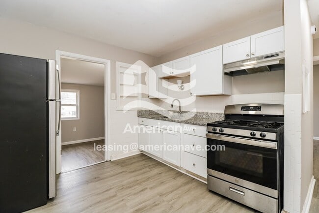 6818 Eisele St, Saint Louis, MO 63134 - photo 5