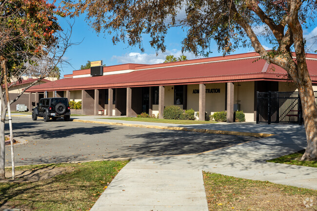 Sing Lum Elementary School first opened in July of 1980 in Bakersfield, Ca.
