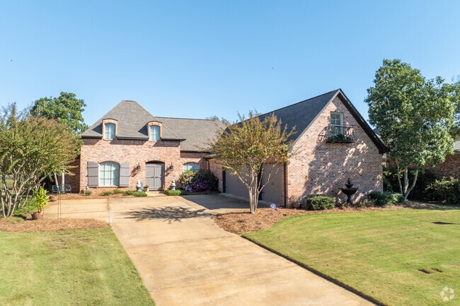 Madison features farmhouses located within gated communities.