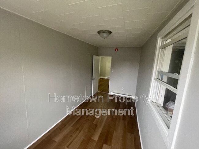 663 E Market St unit 665 APT 5, York, PA 17403 - photo 5